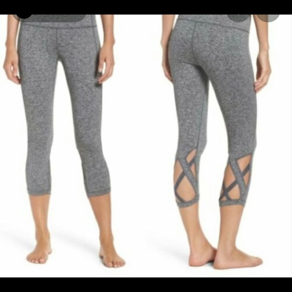 Women’s Zella - Cropped cutout Leggings Yoga workout